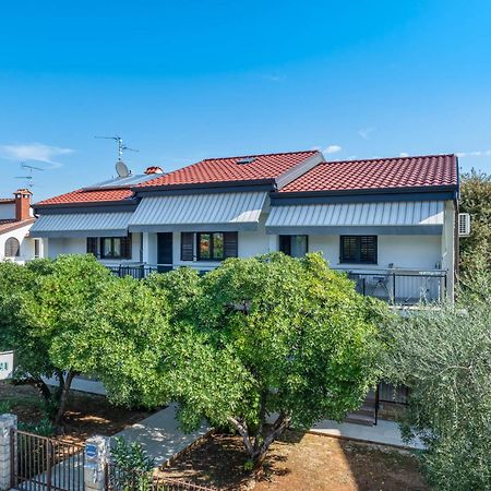 Mirko Apartment Porec Luaran gambar