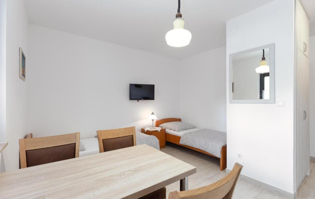 Mirko Apartment Porec Luaran gambar