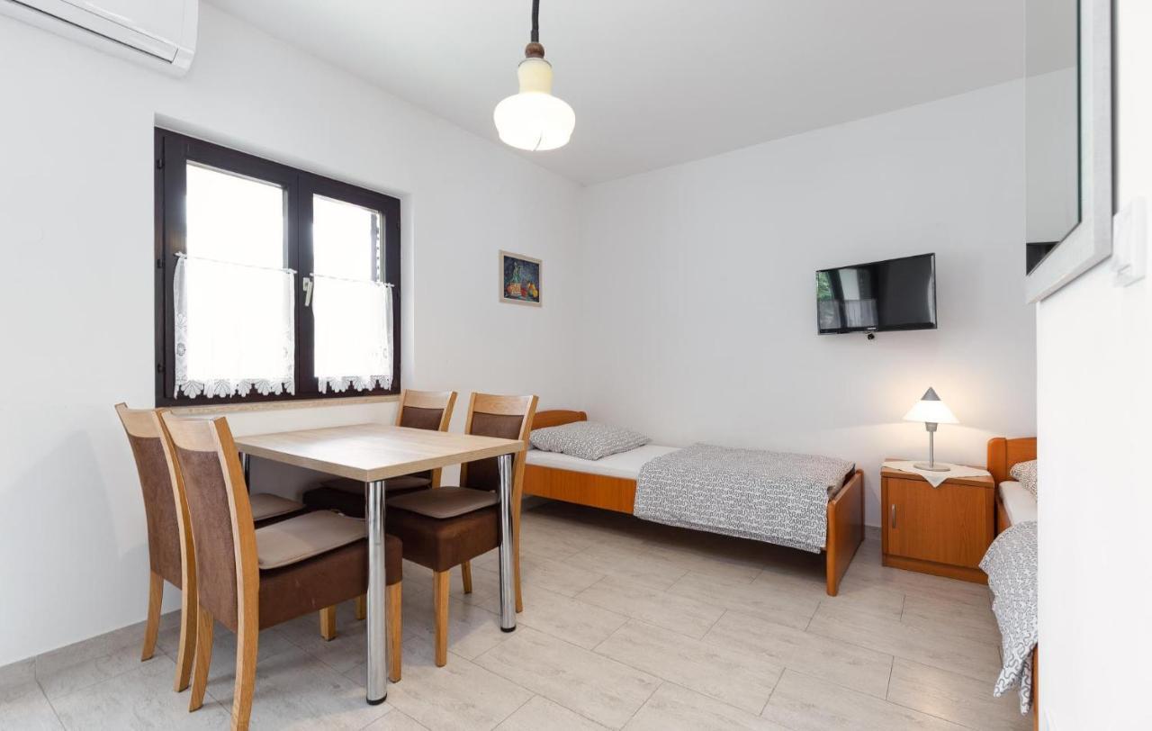 Mirko Apartment Porec Luaran gambar