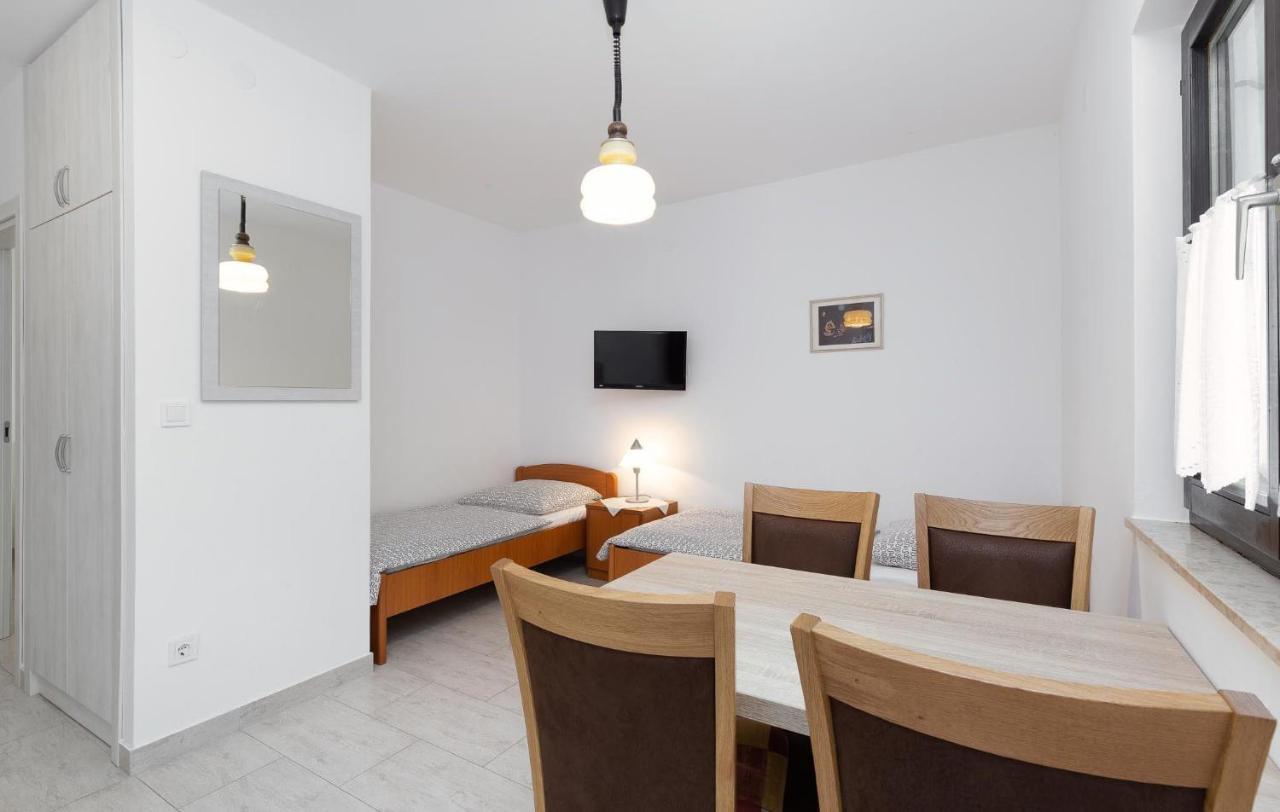 Mirko Apartment Porec Luaran gambar