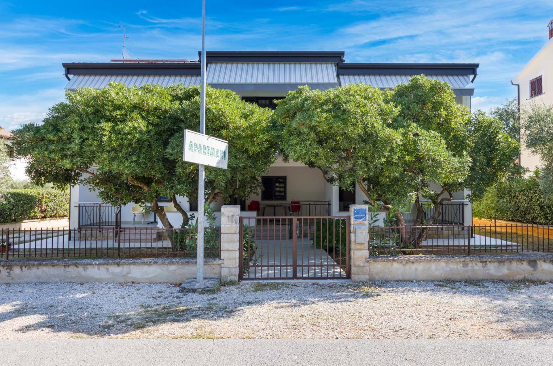 Mirko Apartment Porec Luaran gambar